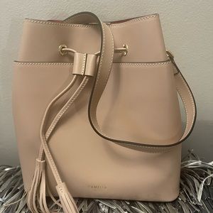 Camelia Roma Bucket Bag in taupe/light nude  with red
